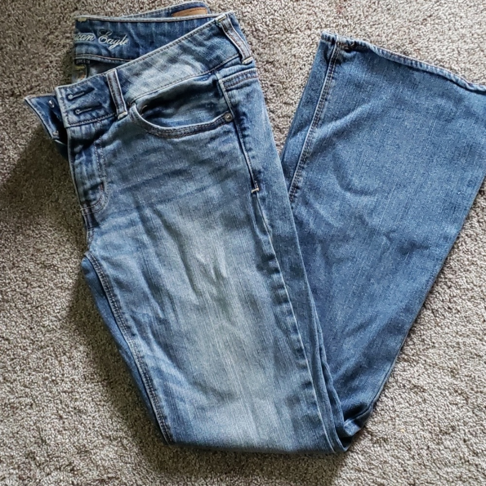 American Eagle Artist Jean size 6 short